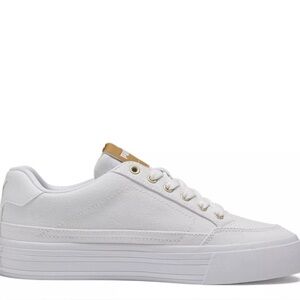 🍃🌹🍃Puma Women's White and Gold Sneakers🍃🍃🍃🍃🍃🍃🍃🍃🍃🍃🍃🍃